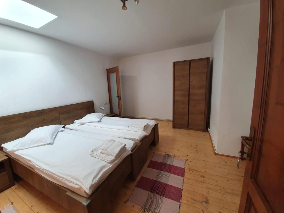 Casa Terezia Hotell Braşov Exteriör bild